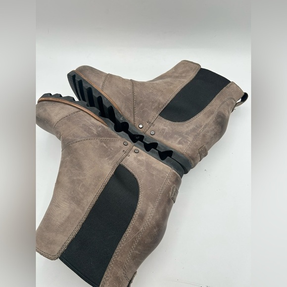 Sorel Lea Ankle Boots Wedge Heels Leather Pull On Gray Women's Size 7 US booties - Picture 5 of 9